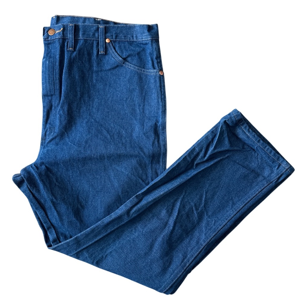Wrangler Men's Deep Blue Straight Jeans Men’s Size 44x32